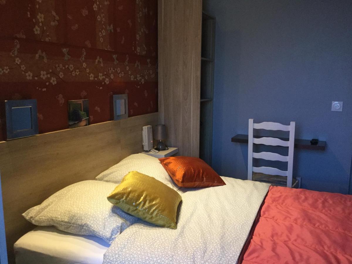 Hotel Le Kamelia Salles  Luaran gambar