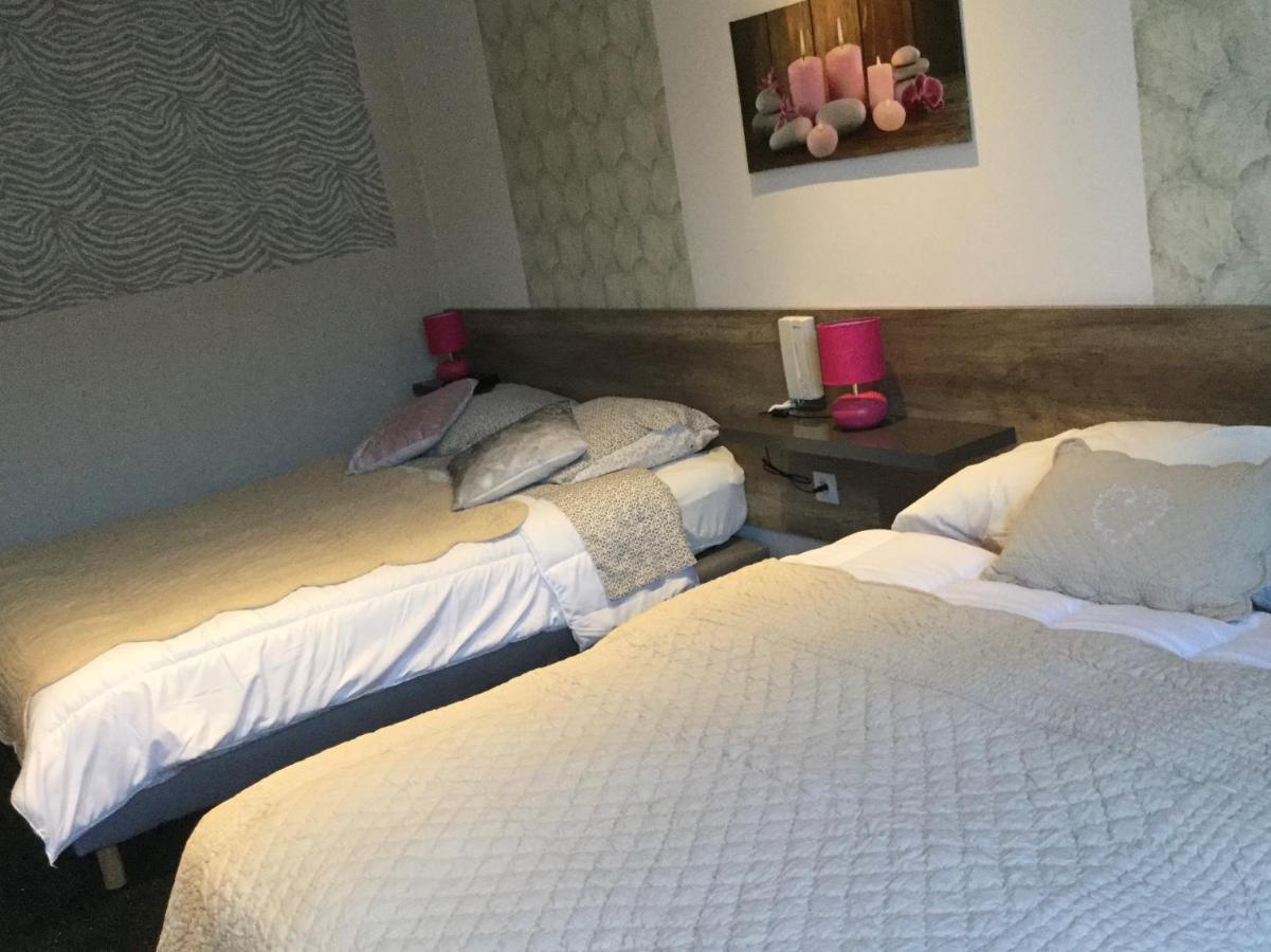 Hotel Le Kamelia Salles  Luaran gambar